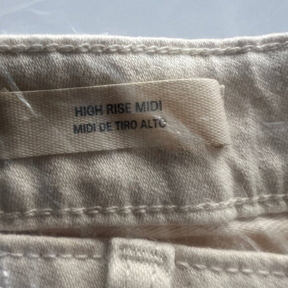 Universal Thread Women's Plus Size High-Rise Midi Jean Shorts Off-White 24W - Picture 5 of 6